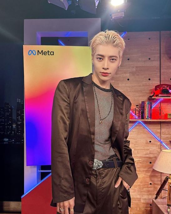 who-is-aoora